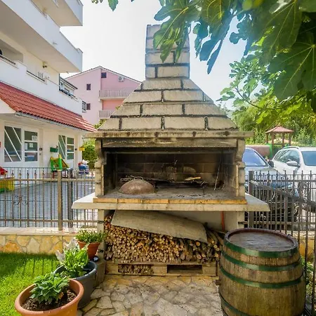 Apartman Marija * 포드스트라나